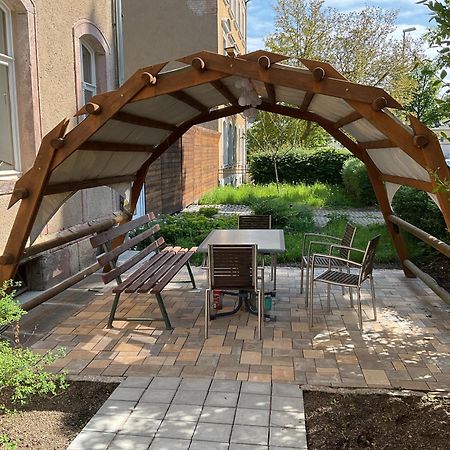 Ferienwohnung Von Der Herzogshoehe ,Wifi, Netflix, Parkplatz, Kamin, Fussbodenheizung, Thermomix, Babybett Chemnitz Exterior foto
