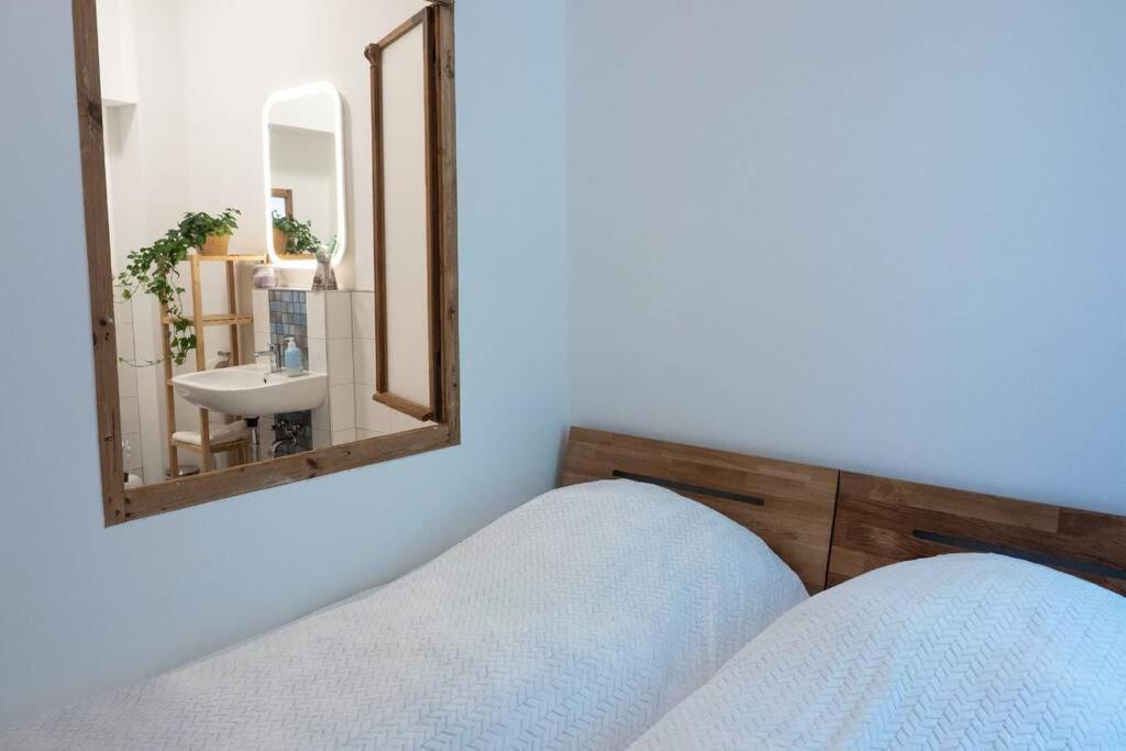 Ferienwohnung Von Der Herzogshoehe ,Wifi, Netflix, Parkplatz, Kamin, Fussbodenheizung, Thermomix, Babybett Chemnitz Exterior foto